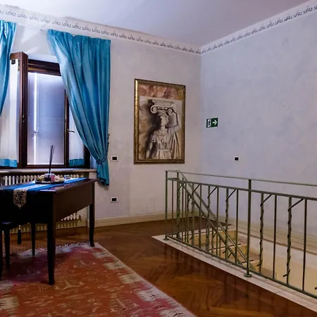 Dell'aviatore Bed and breakfast 4*