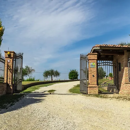 Dell'aviatore Bed and breakfast San Liberato