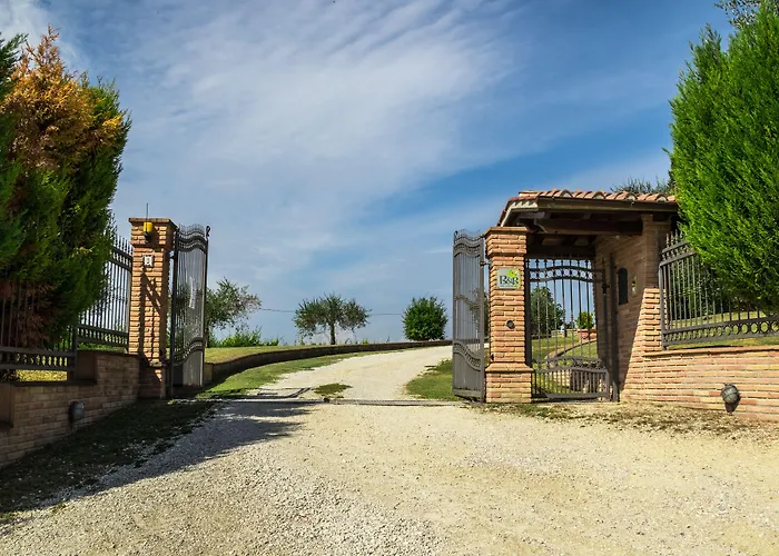 Dell'aviatore Nocleg ze śniadaniem San Liberato